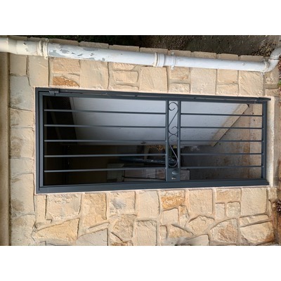 Grille Ouvrante De Defense Protection Porte En Fer Forge Sur